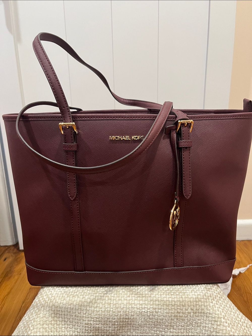 MICHAEL Michael Kors Saffiano Jet Set Burgundy Tote Bag with Gold Hardware